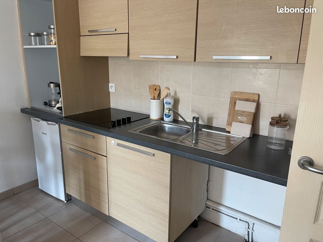 Appartement à louer, 37m², Nîmes