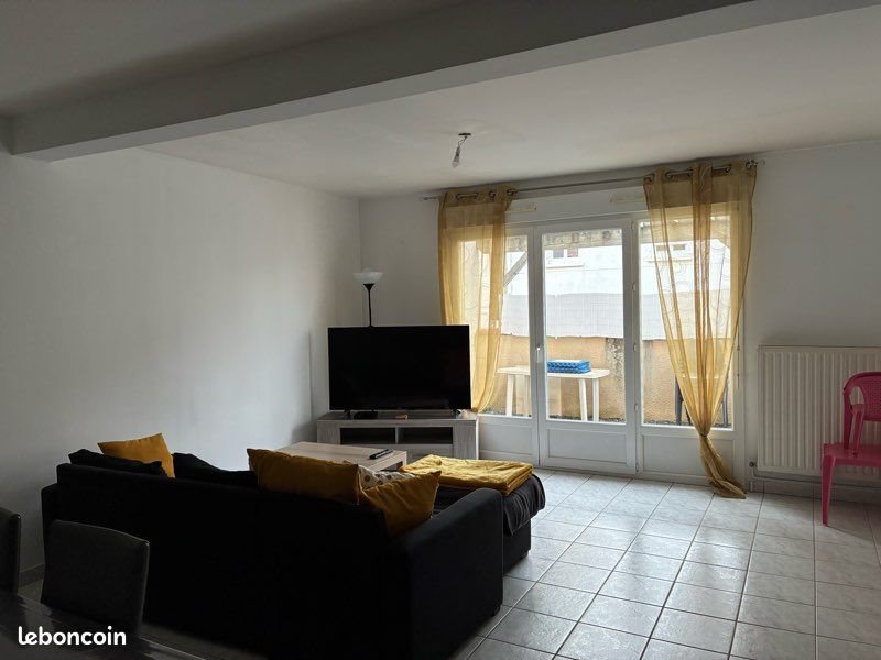 Maison à louer, 92m², Chazelles-sur-Lyon