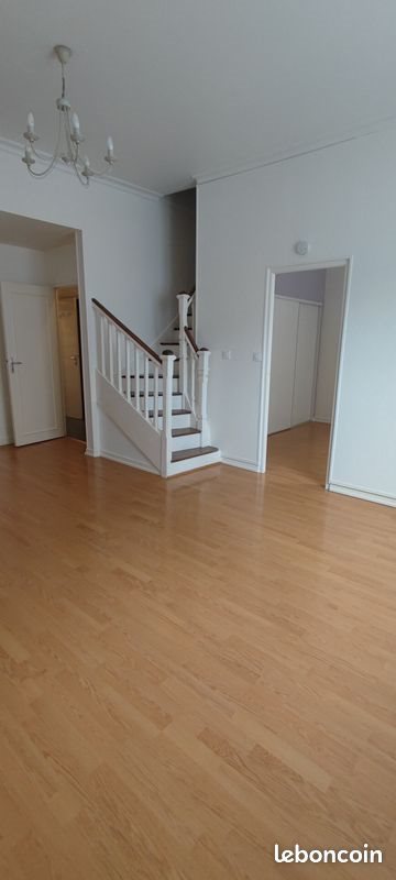 Appartement à louer, 74m², Fougères