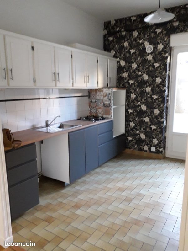 Appartement à louer, 74m², Fougères