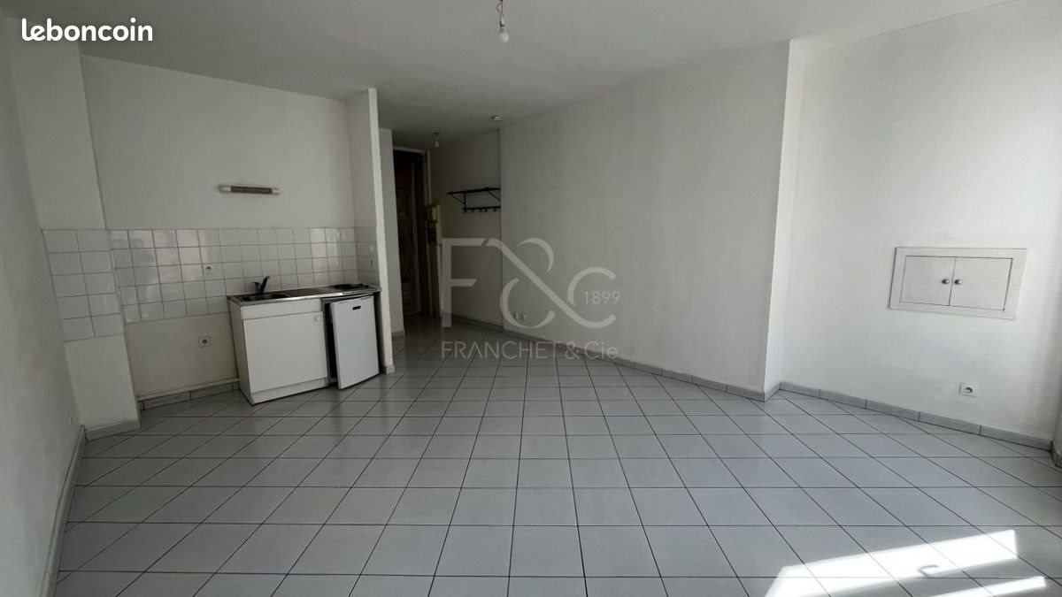 Appartement à louer, 29m², Lyon 3ème