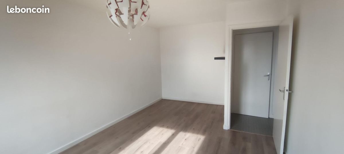 Appartement à louer, 47m², Saint-Priest-en-Jarez