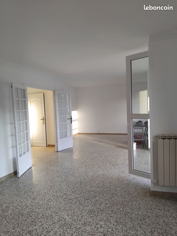 Appartement à louer, 103m², Alès