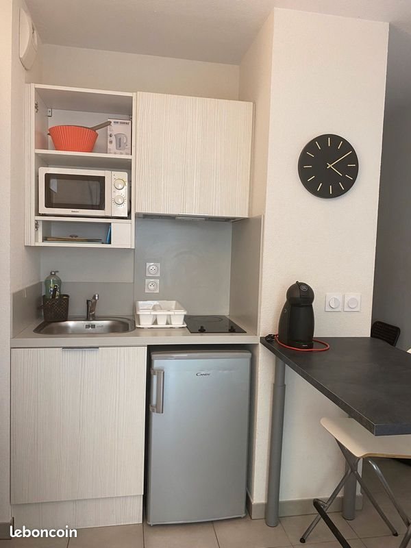 Appartement à louer, 18m², Marseille 9ème