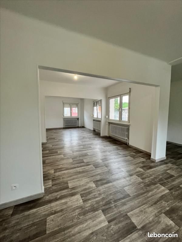 Maison à louer, 173m², Neufchef