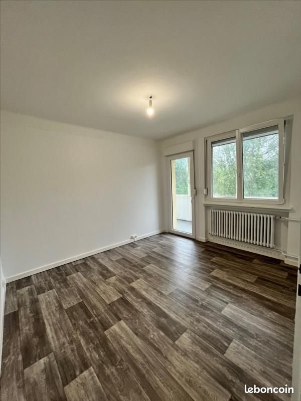 Maison à louer, 173m², Neufchef