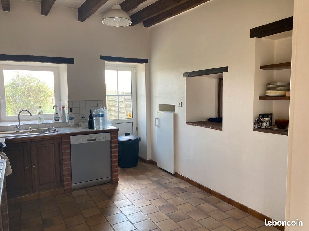 Maison à louer, 220m², Truyes