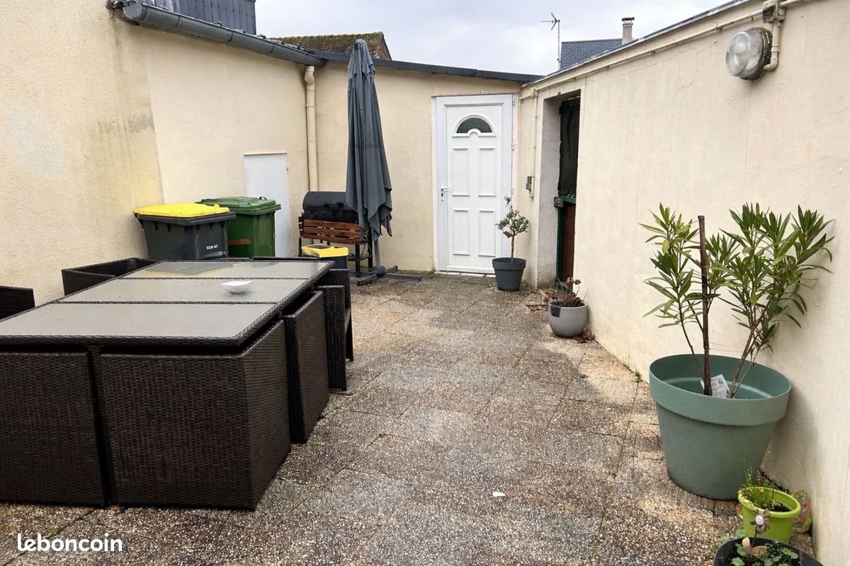 Maison à louer, 81m², Millançay