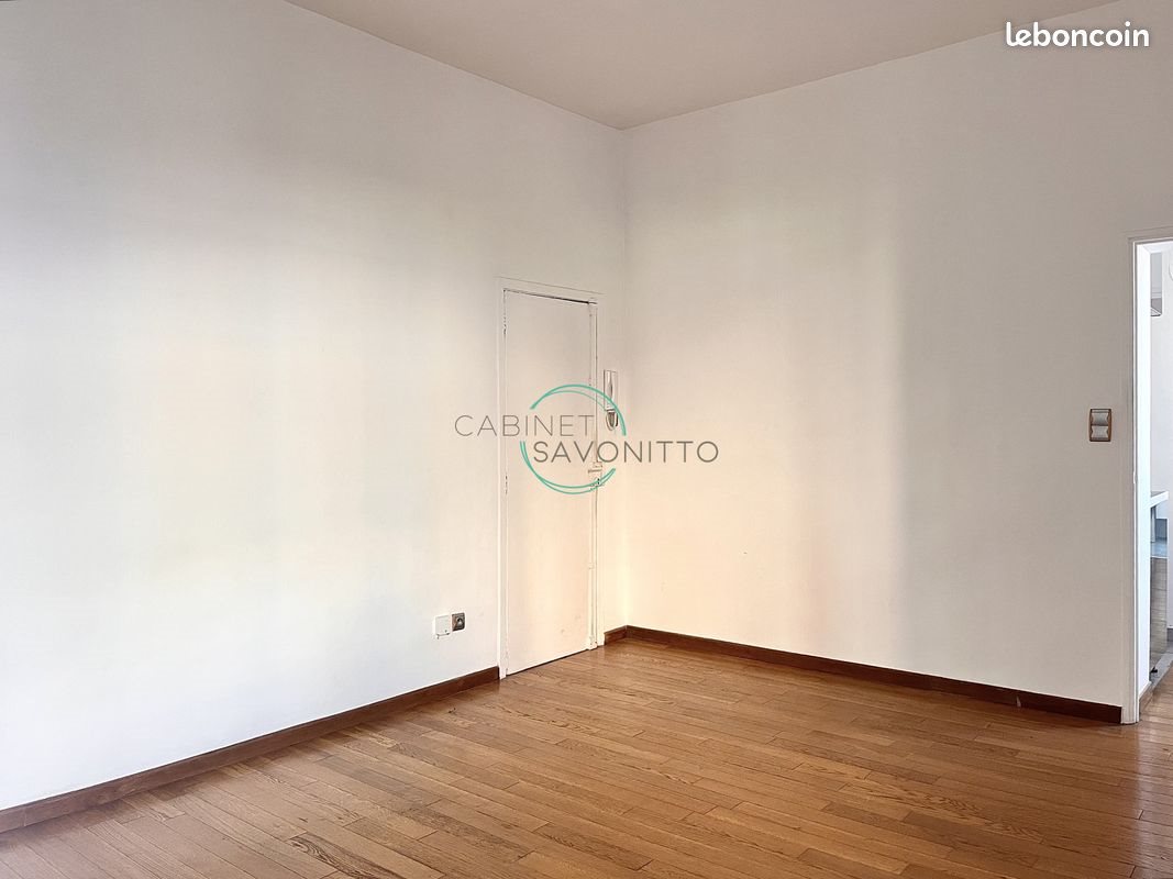 Appartement à louer, 42m², Marseille 6ème