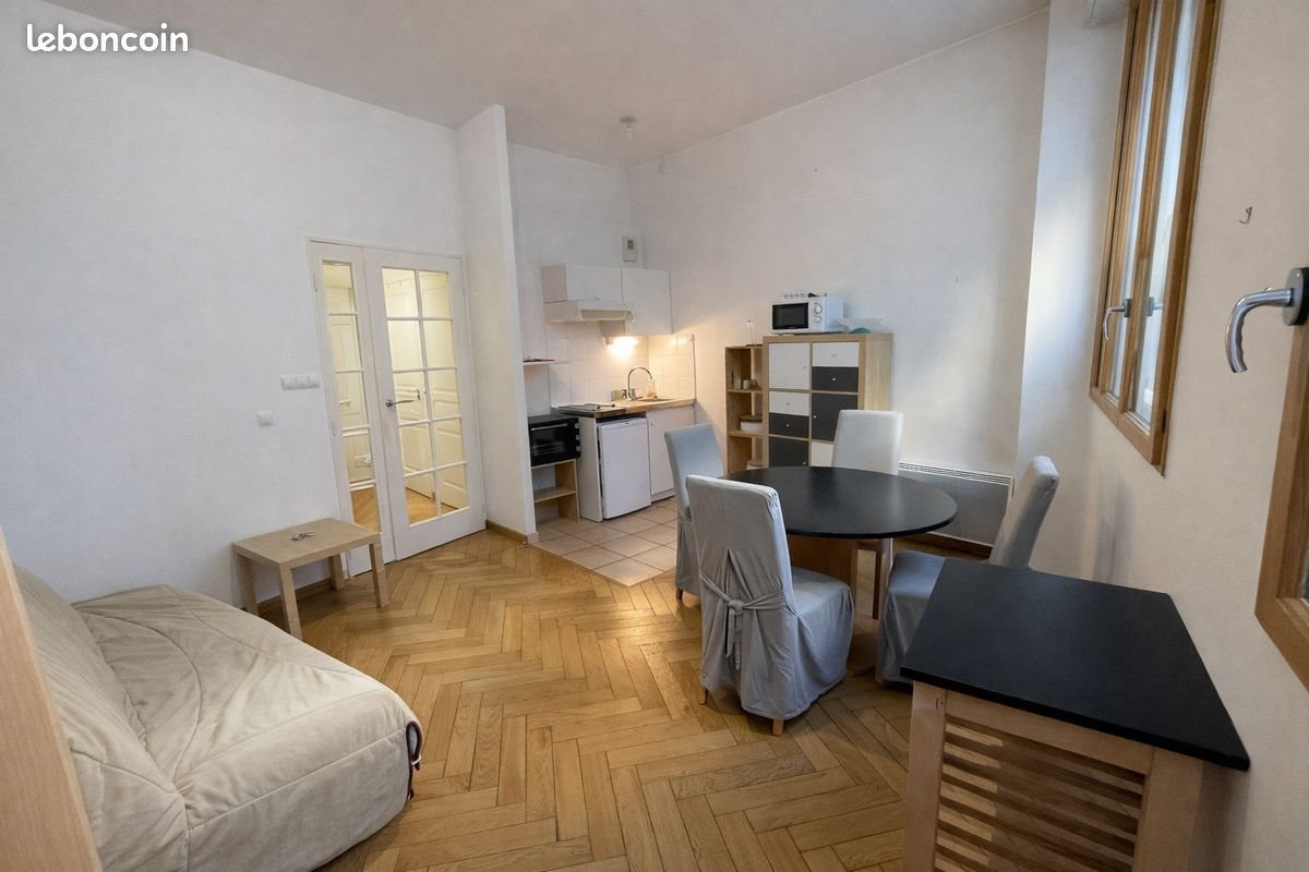 Appartement à louer, 28m², Paris 20ème