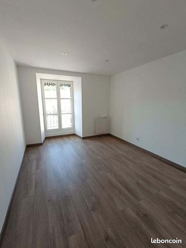 Appartement à louer, 50m², Beaurepaire