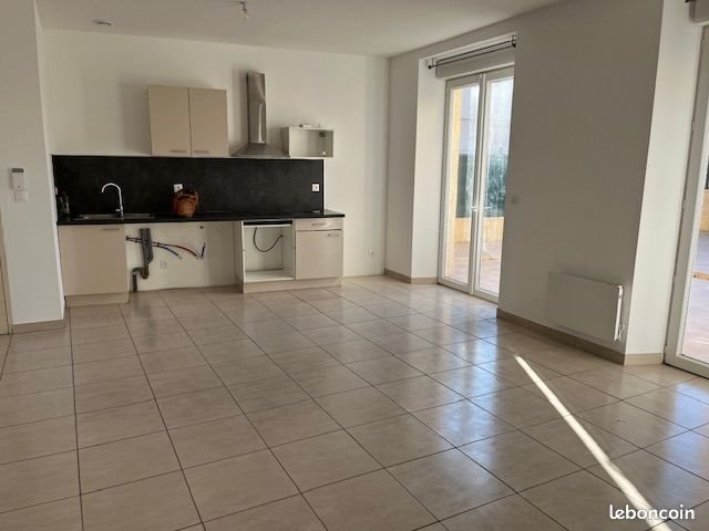 Appartement à louer, 60m², Marseille 11ème