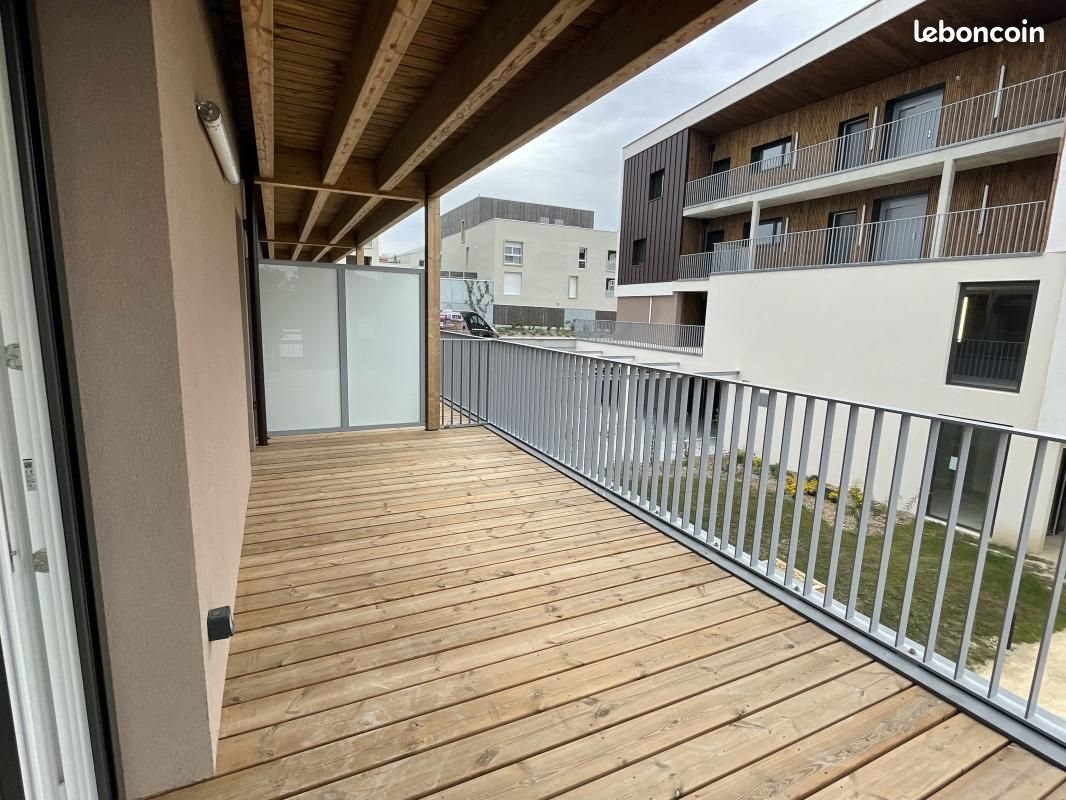 Appartement à louer, 81m², Couëron