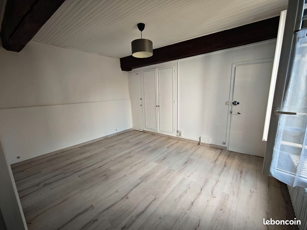 Appartement à louer, 24m², Epernon