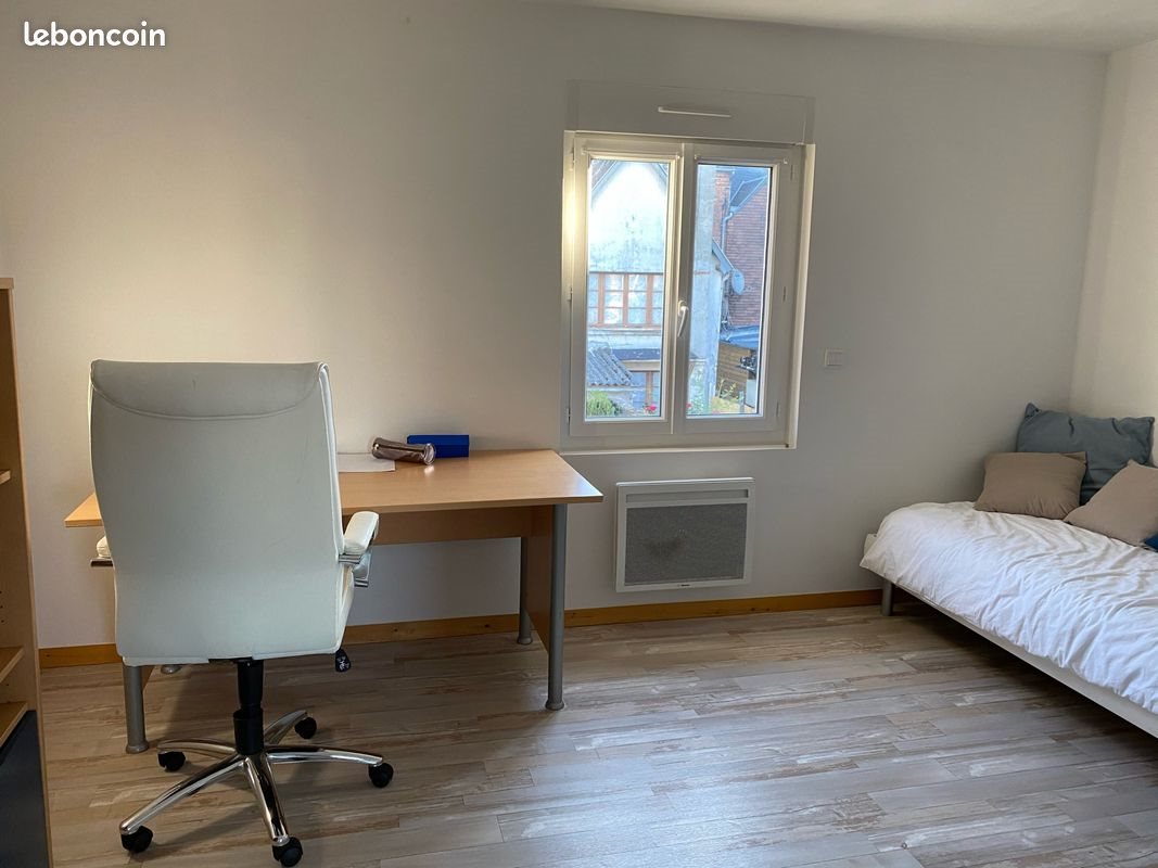 Appartement à louer, 81m², Livarot