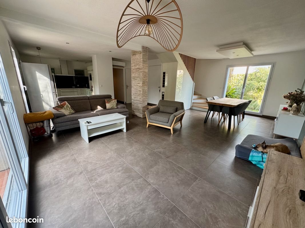 Maison à louer, 120m², Marseille 14ème