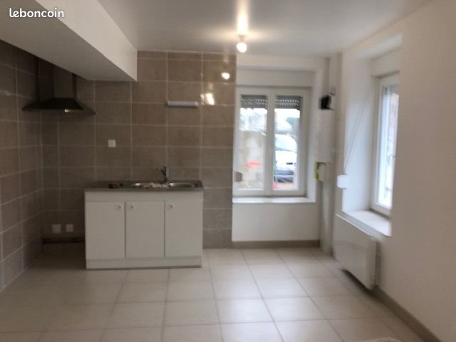 Maison à louer, 108m², Mondrepuis