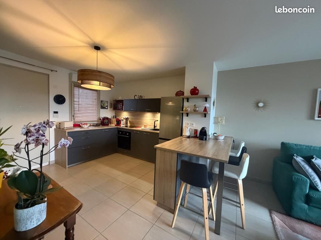 Appartement à vendre, 69m², Saint-Egrève