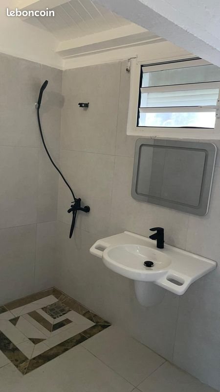 Maison à louer, 50m², Paris 18ème