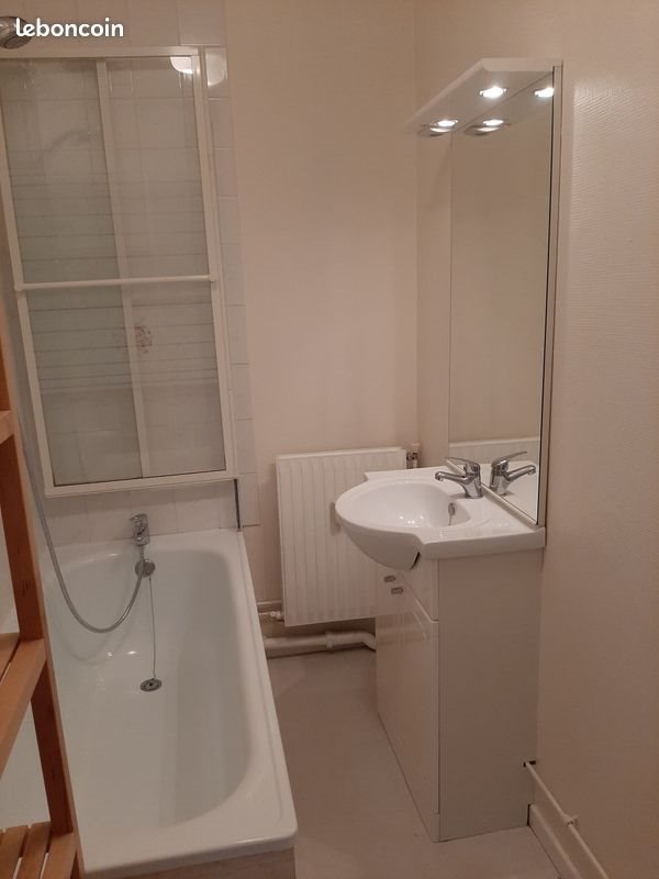 Appartement à louer, 25m², Loos