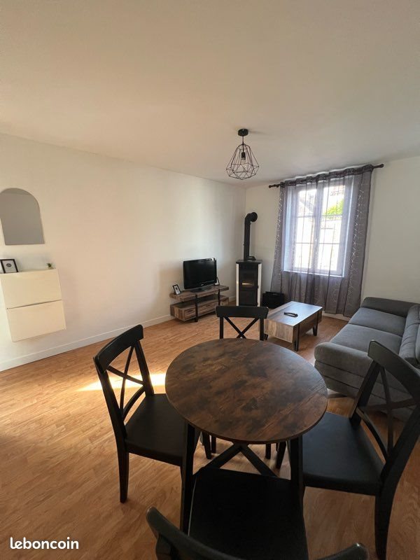 Maison à louer, 52m², Mézières-en-Drouais