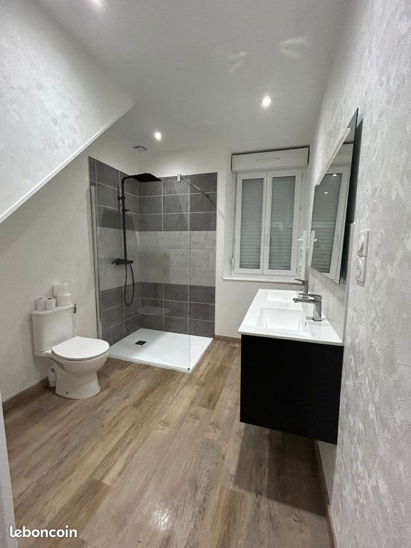 Appartement à louer, 85m², Gueugnon