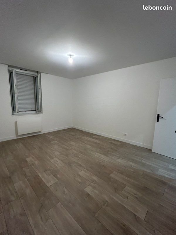Appartement à louer, 85m², Gueugnon