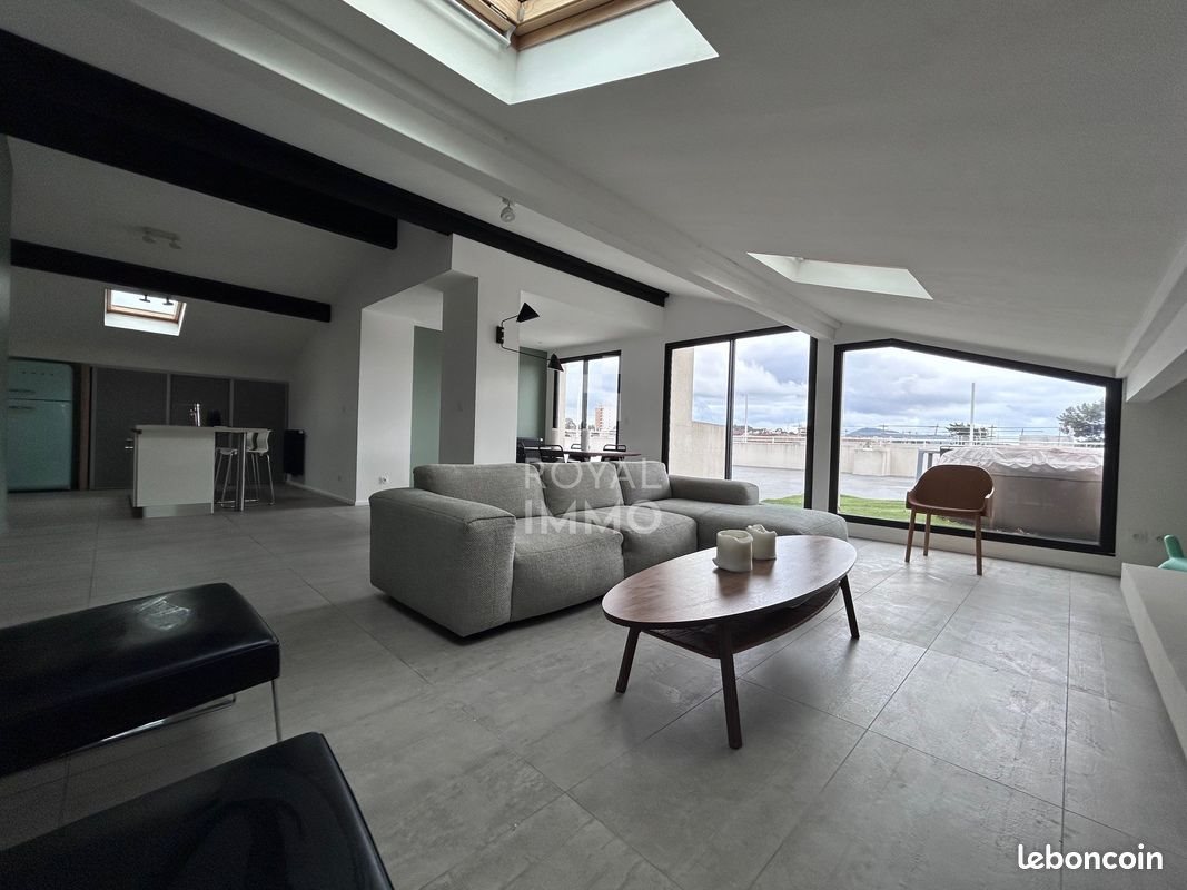 Appartement à louer, 131m², Toulon