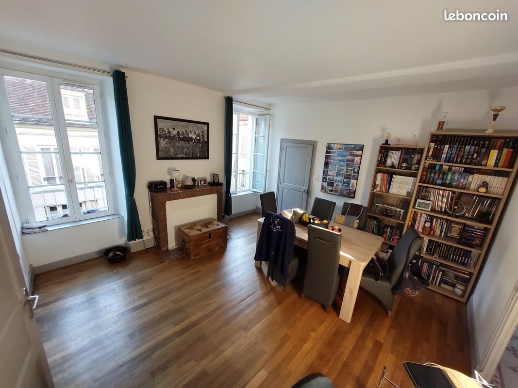 Appartement à louer, 79m², Avallon