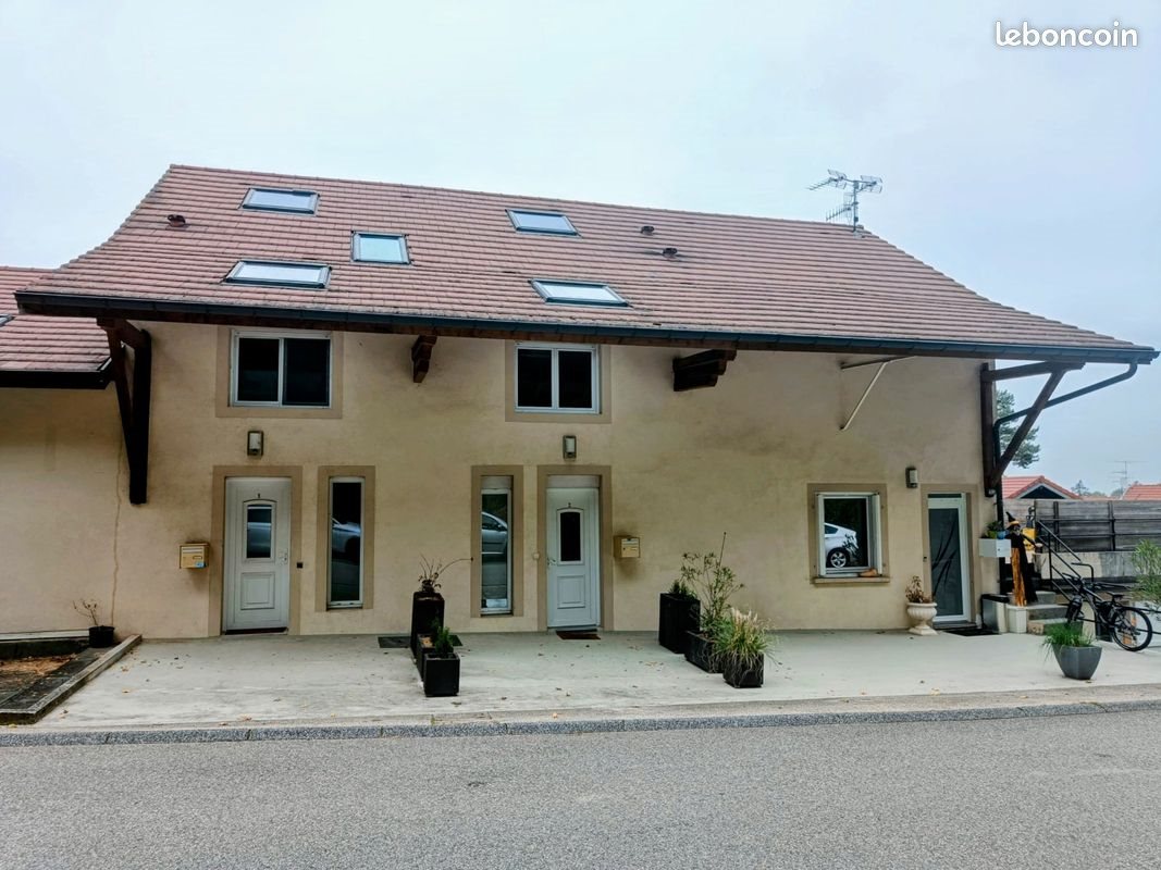 Appartement à louer, 70m², Archamps