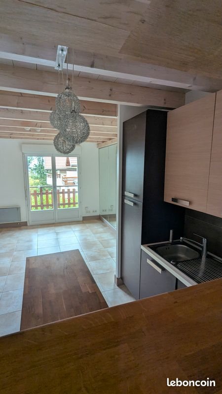 Appartement à louer, 70m², Archamps