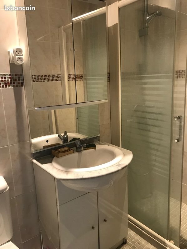 Appartement à louer, 25m², Nîmes