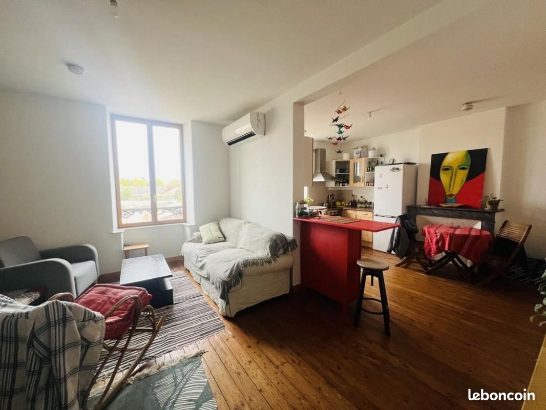 Appartement à louer, 65m², La Rochefoucauld