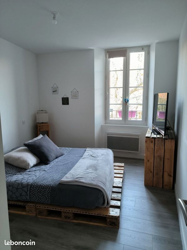 Appartement à louer, 65m², Mazan