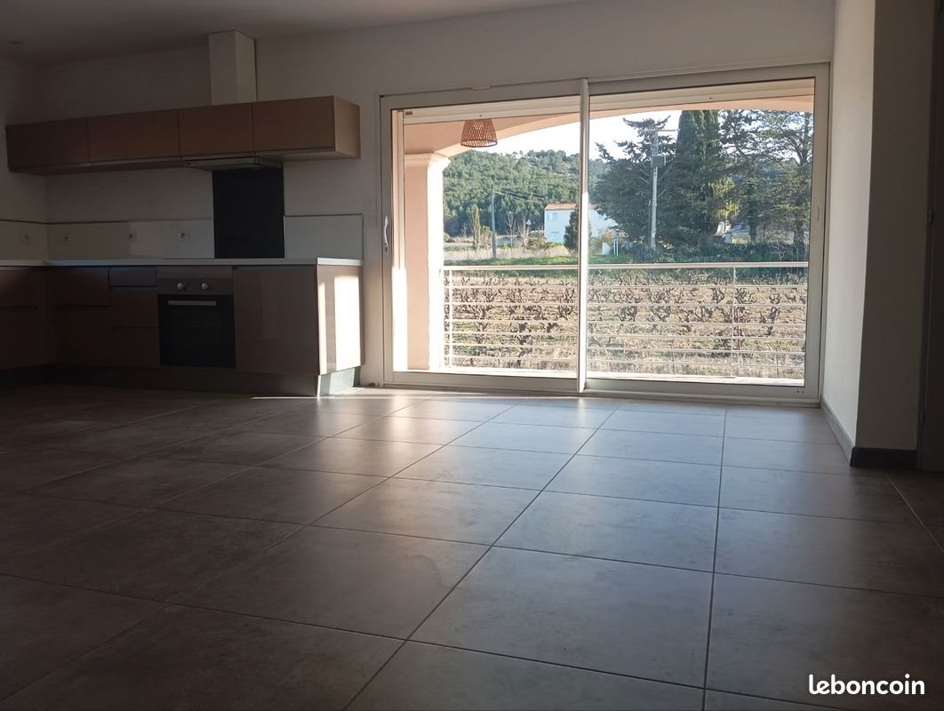 Appartement à louer, 100m², Roquefort-la-Bédoule