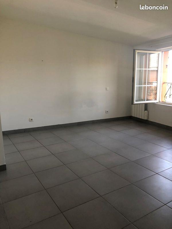 Appartement à louer, 85m², Rabastens