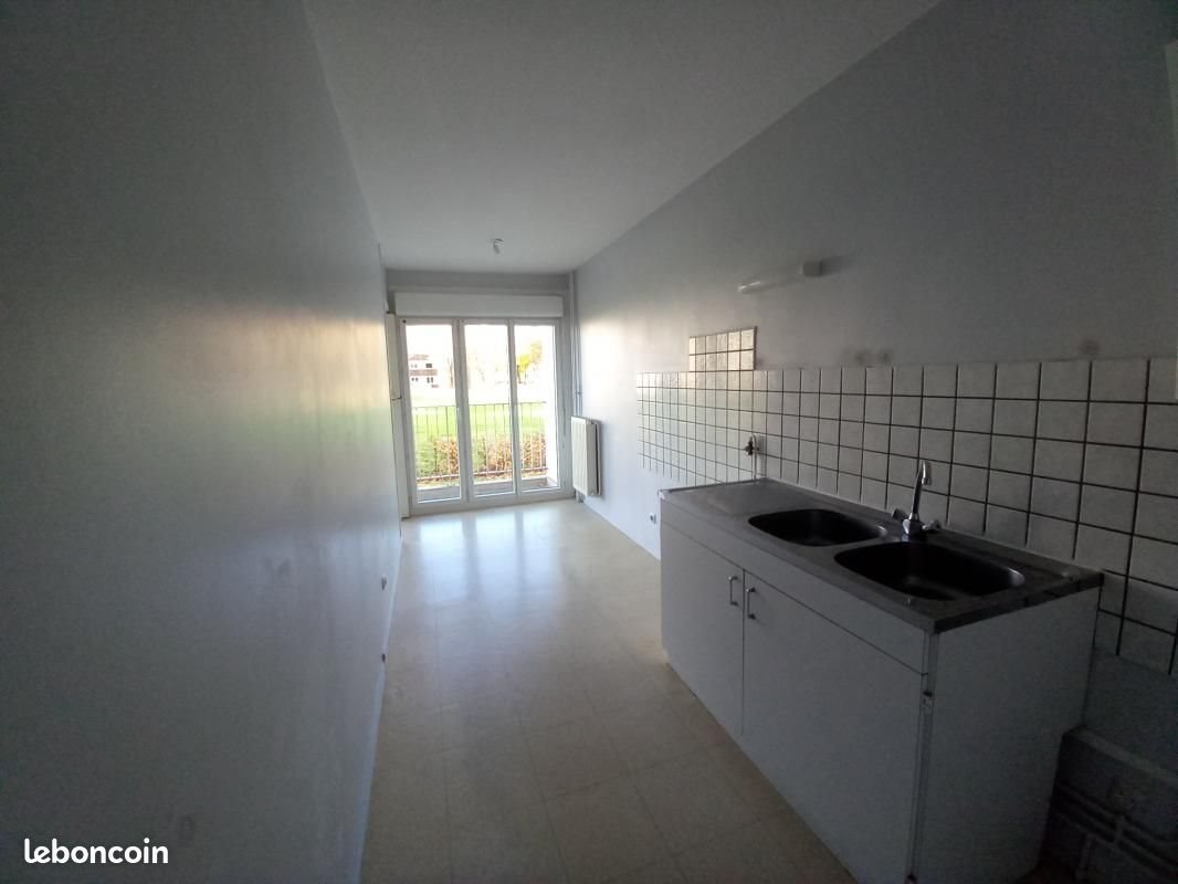 Appartement à louer, 85m², Digoin