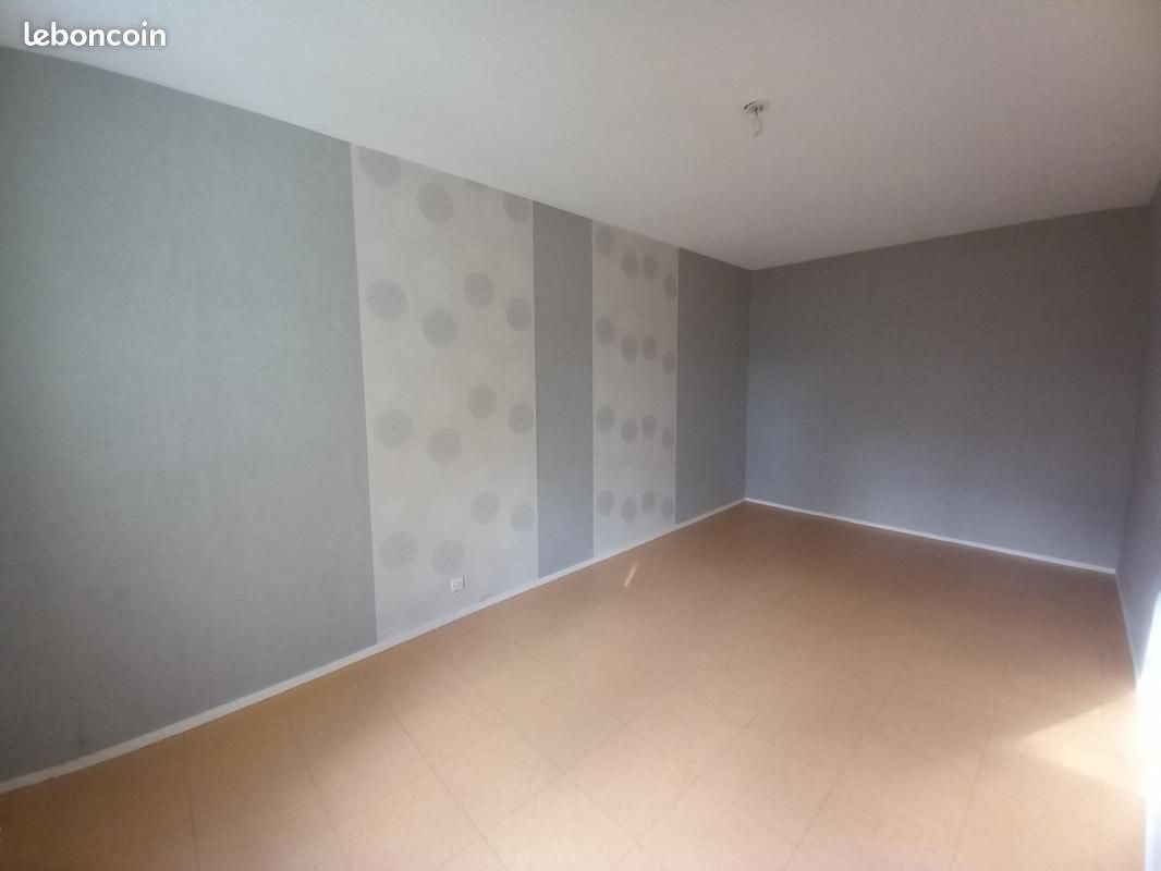 Appartement à louer, 85m², Digoin