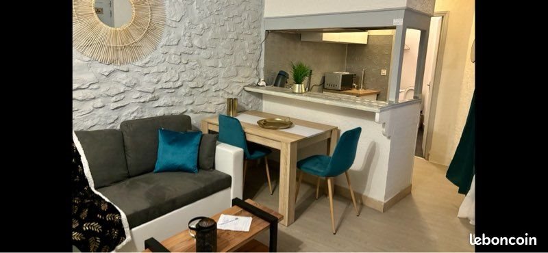 Appartement à louer, 38m², Nîmes