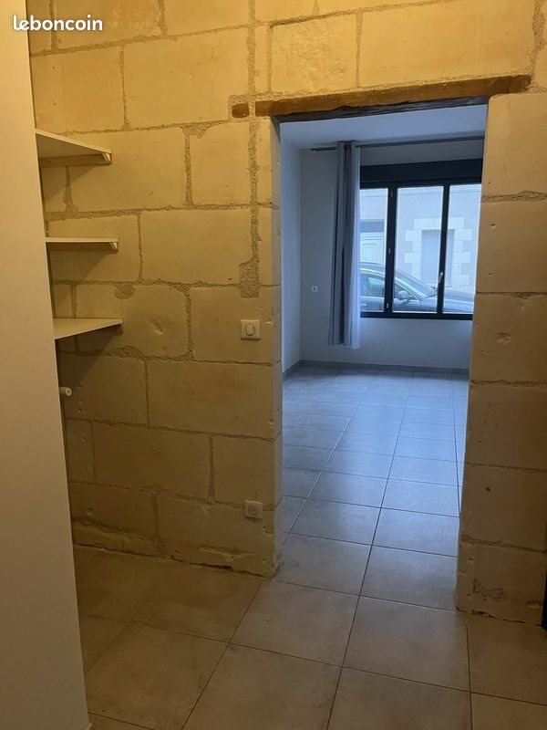 Appartement à louer, 83m², Saint-Flovier