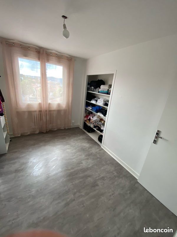 Appartement à vendre, 72m², Le Chambon-Feugerolles