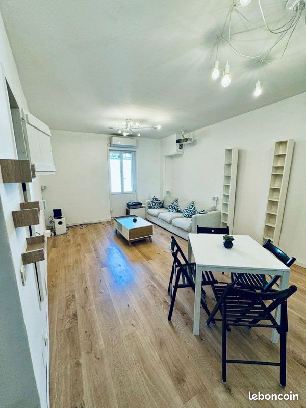 Appartement à louer, 55m², Pourrières