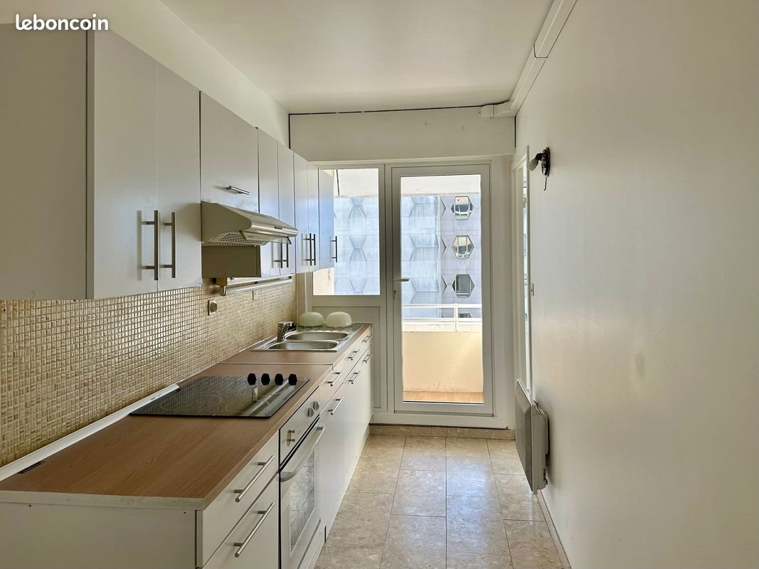 Appartement à louer, 76m², Bordeaux