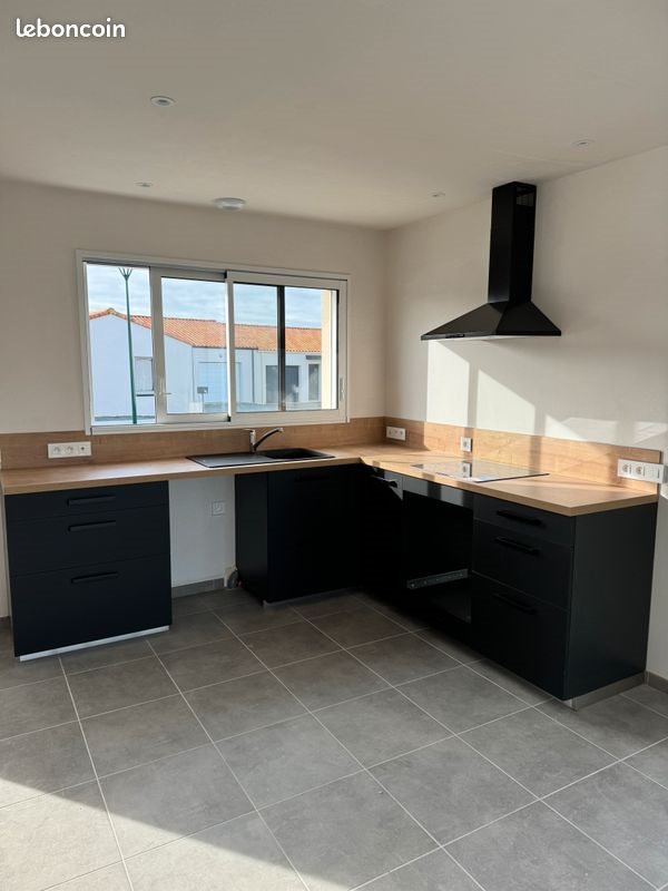 Maison à louer, 93m², Beaurepaire