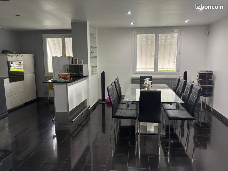 Appartement à louer, 80m², Oullins