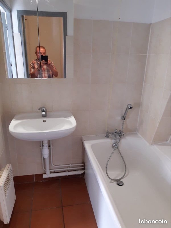 Appartement à louer, 24m², Saint-Amand-Montrond