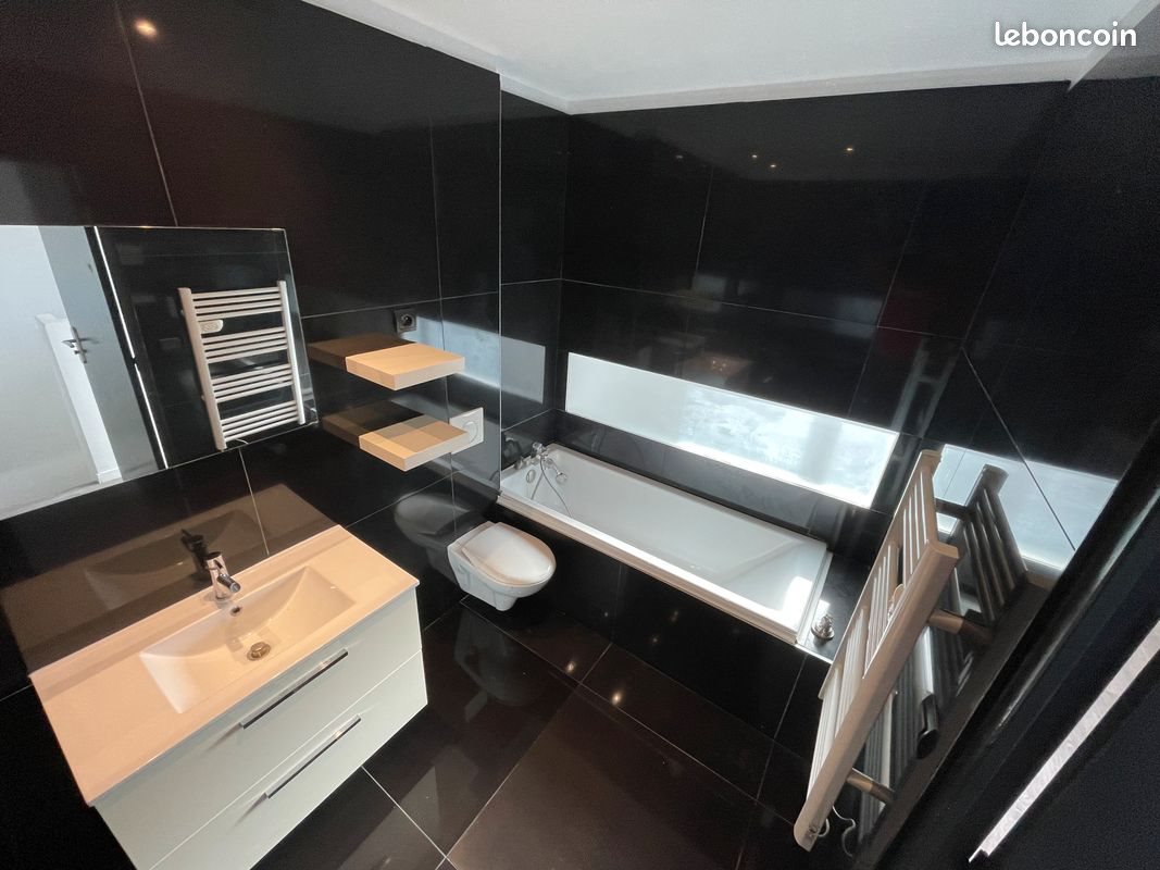 Appartement à louer, 78m², Mireval