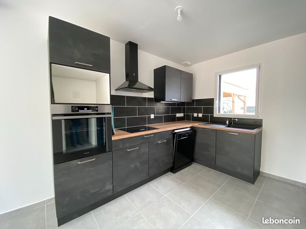 Appartement à louer, 81m², Trélivan