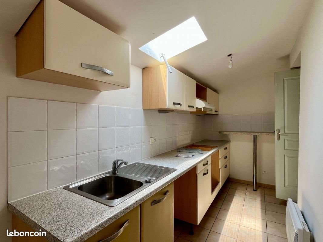 Appartement à louer, 72m², Saint-Martin-de-Londres