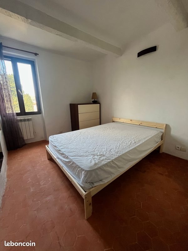 Appartement à louer, 38m², Saint-Zacharie